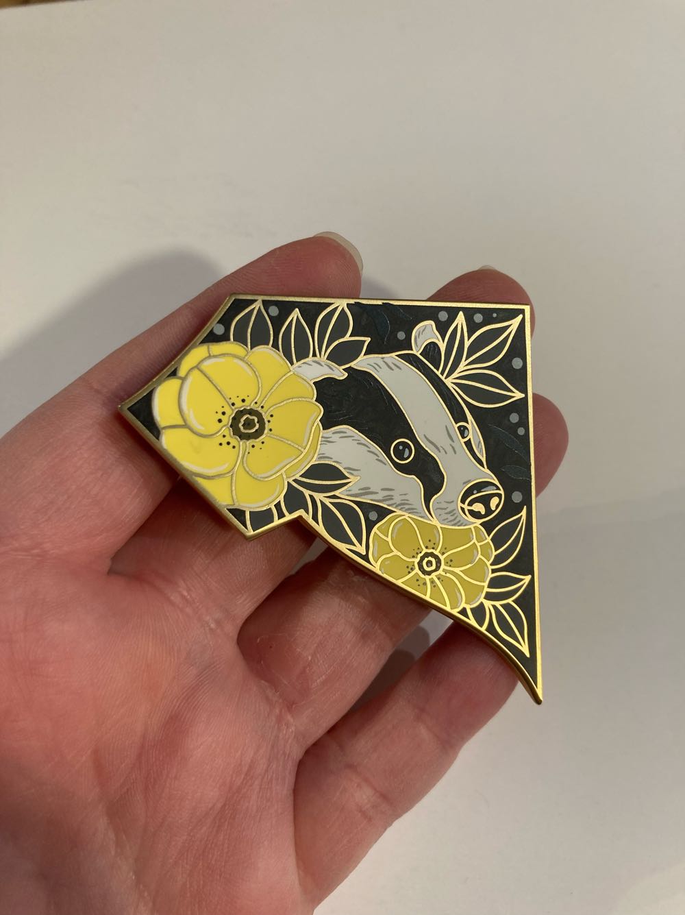 *  pin collectible - Main Image 2