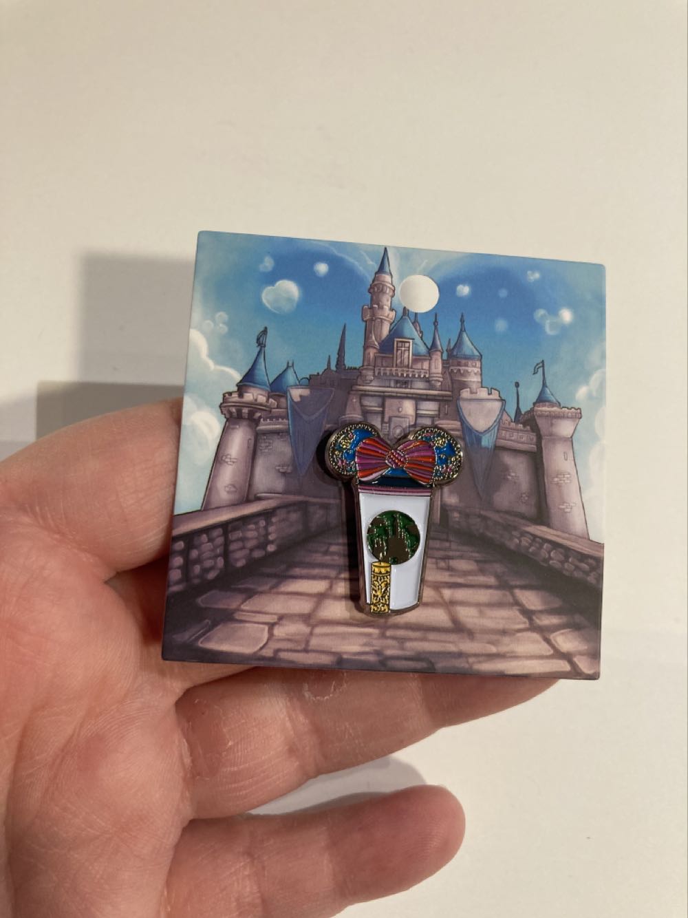 *  pin collectible - Main Image 3