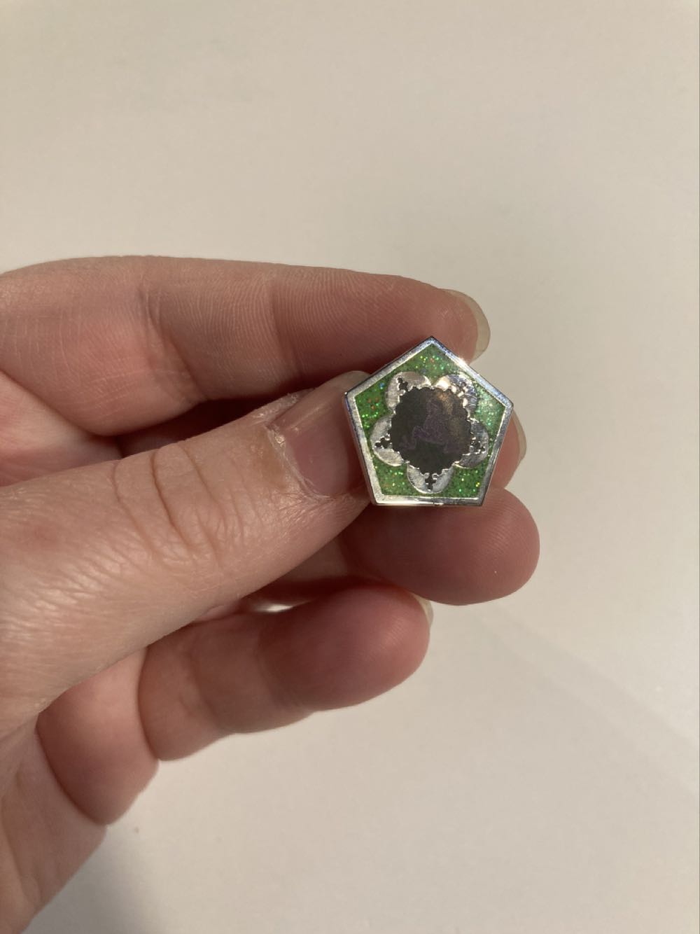 *  pin collectible - Main Image 3