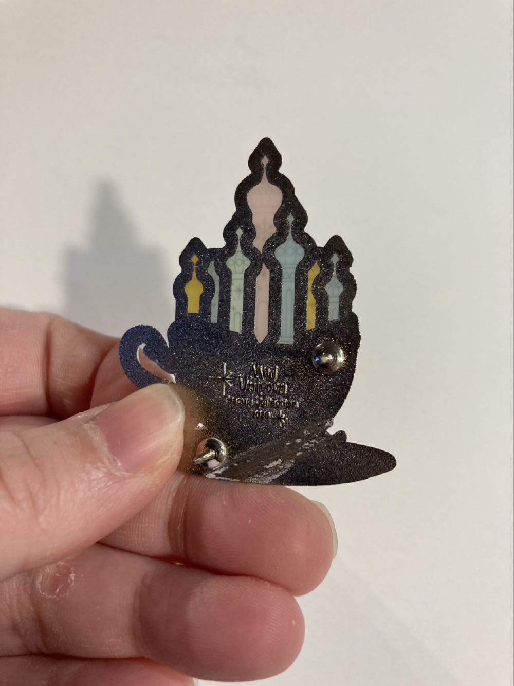 *  pin collectible - Main Image 2