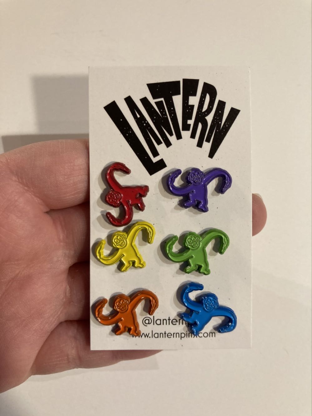 *  pin collectible - Main Image 2