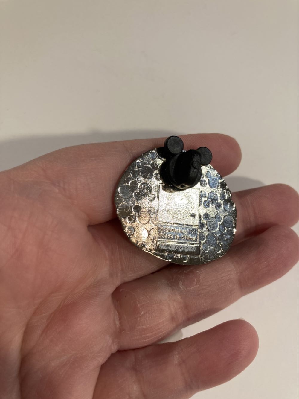 *  pin collectible - Main Image 2