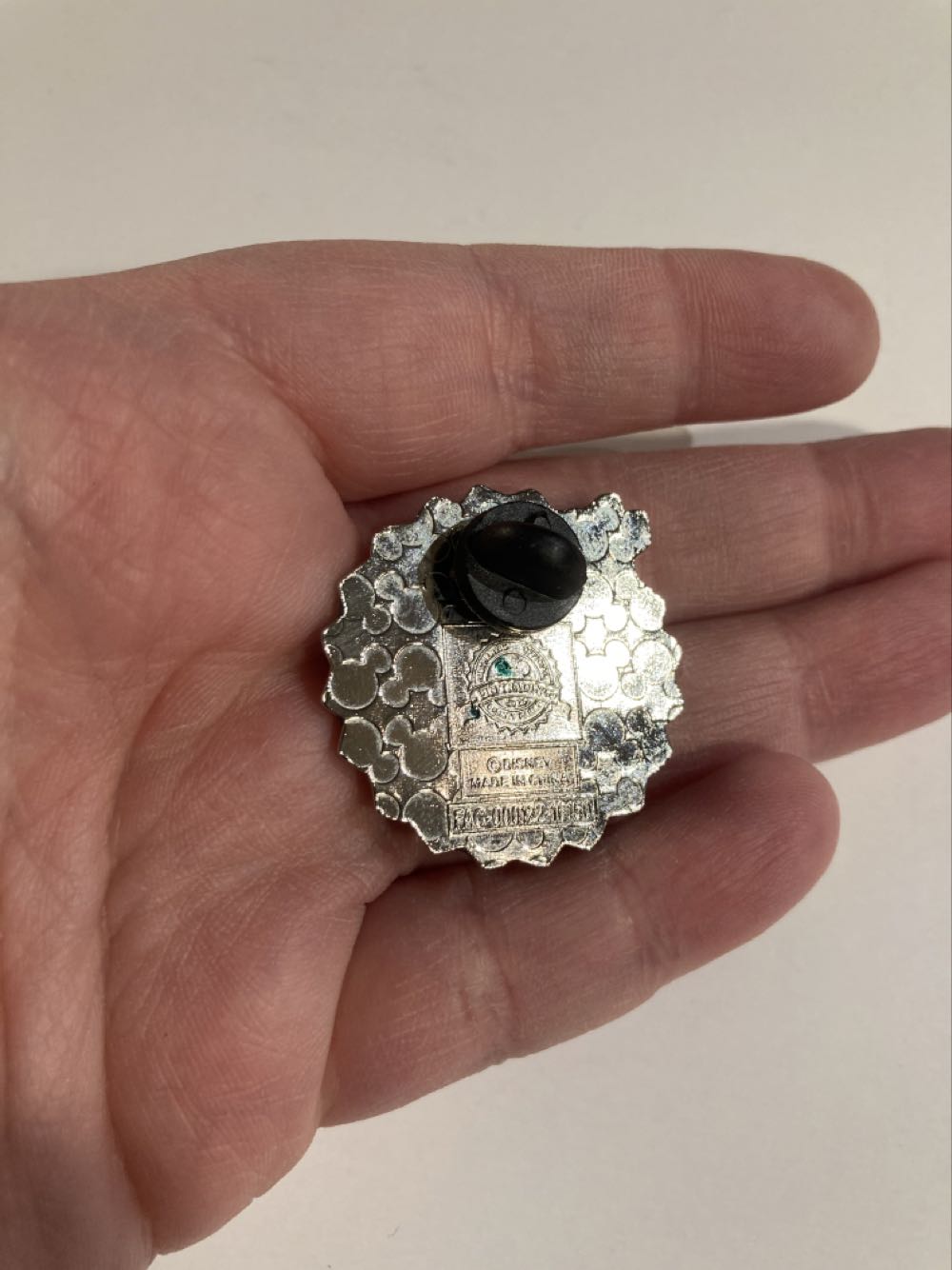 *  pin collectible - Main Image 2