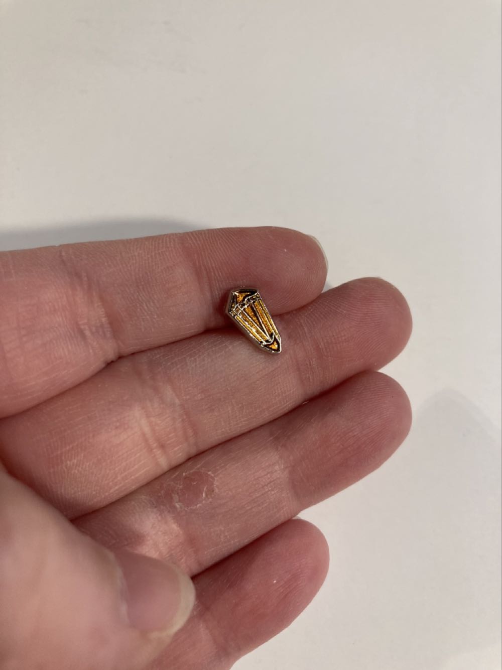 *  pin collectible - Main Image 2