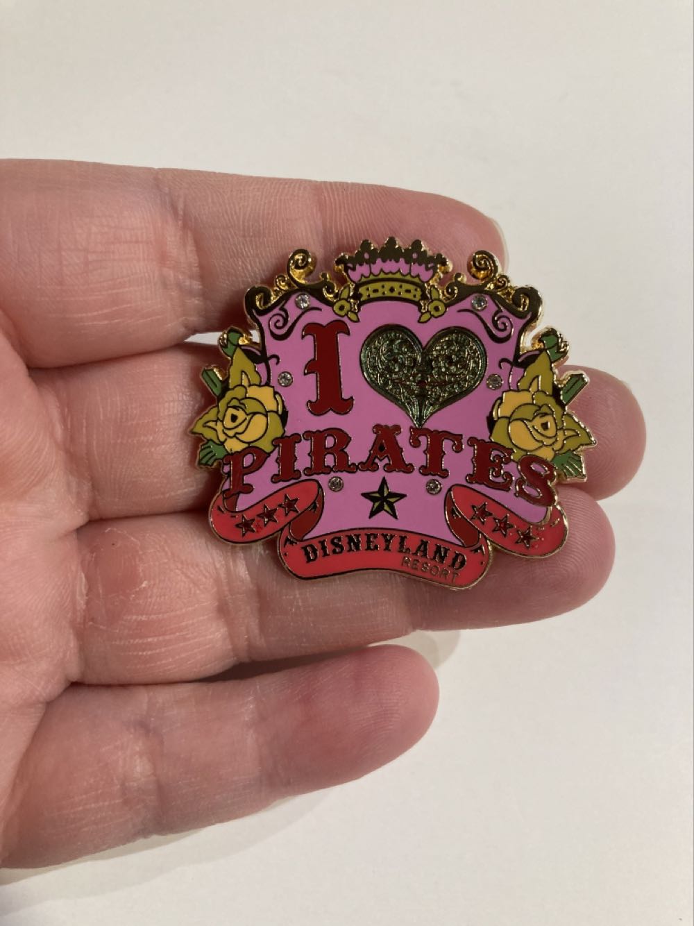 *  pin collectible - Main Image 4