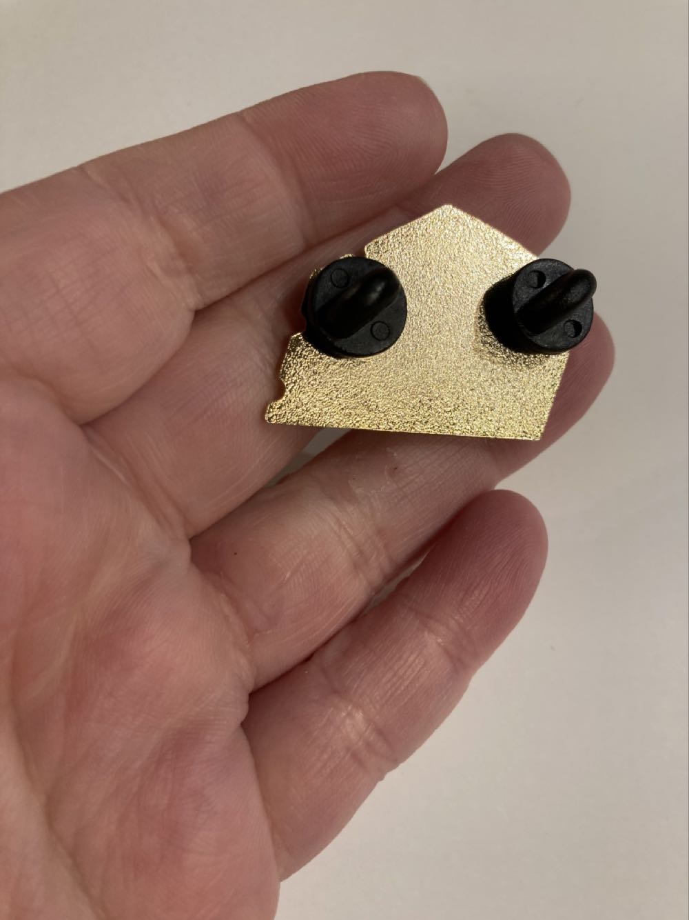 *  pin collectible - Main Image 3