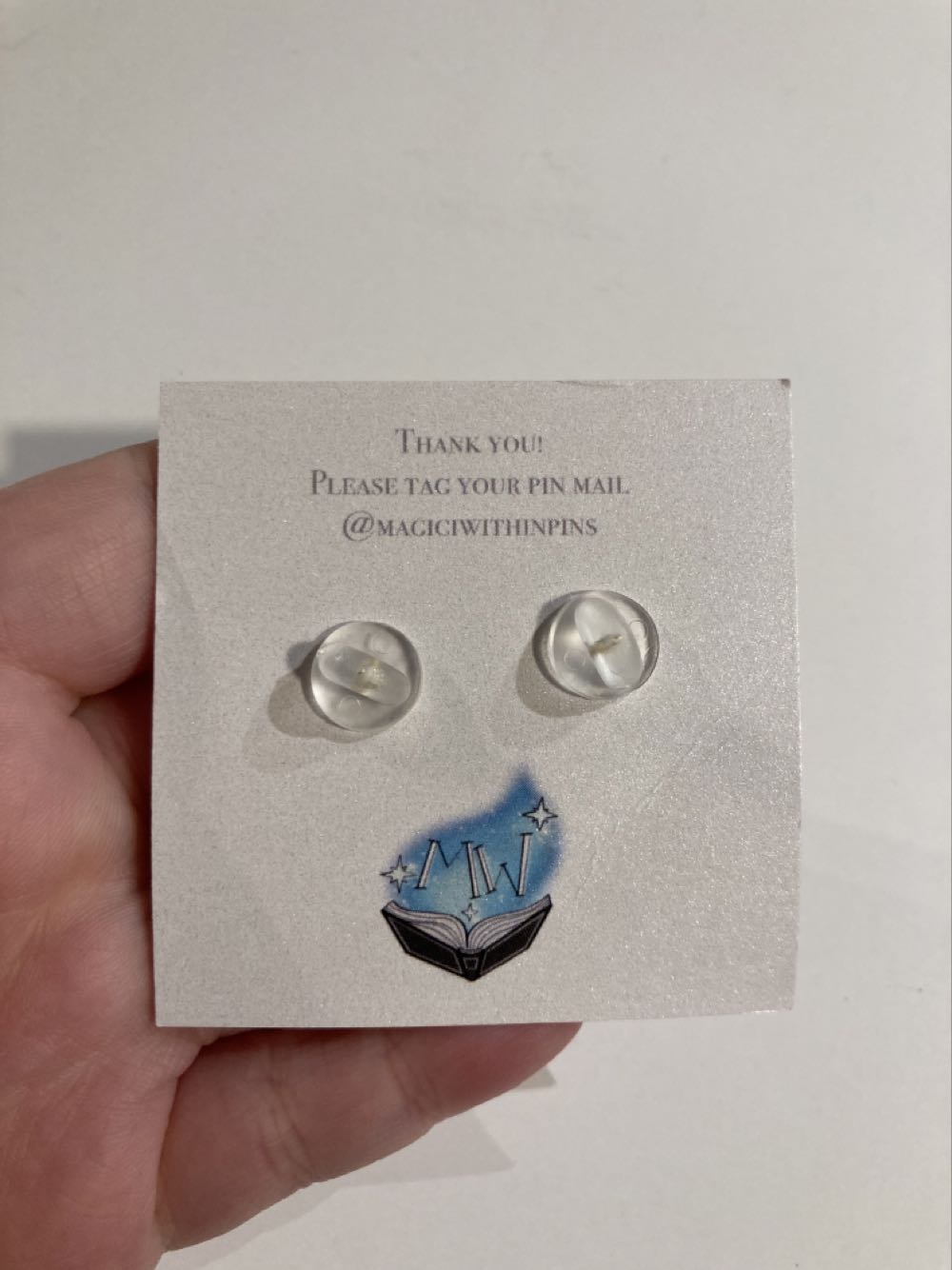 *  pin collectible - Main Image 3