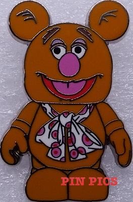 Alien Robot Invasion January 2016 Loot Crate Exclusive Pin