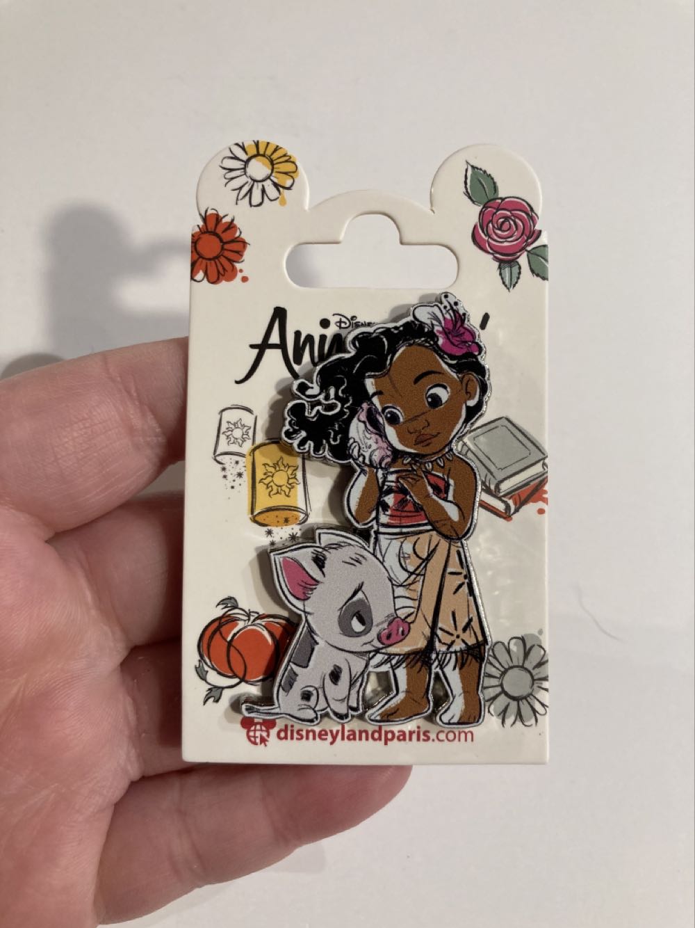 *  pin collectible - Main Image 2