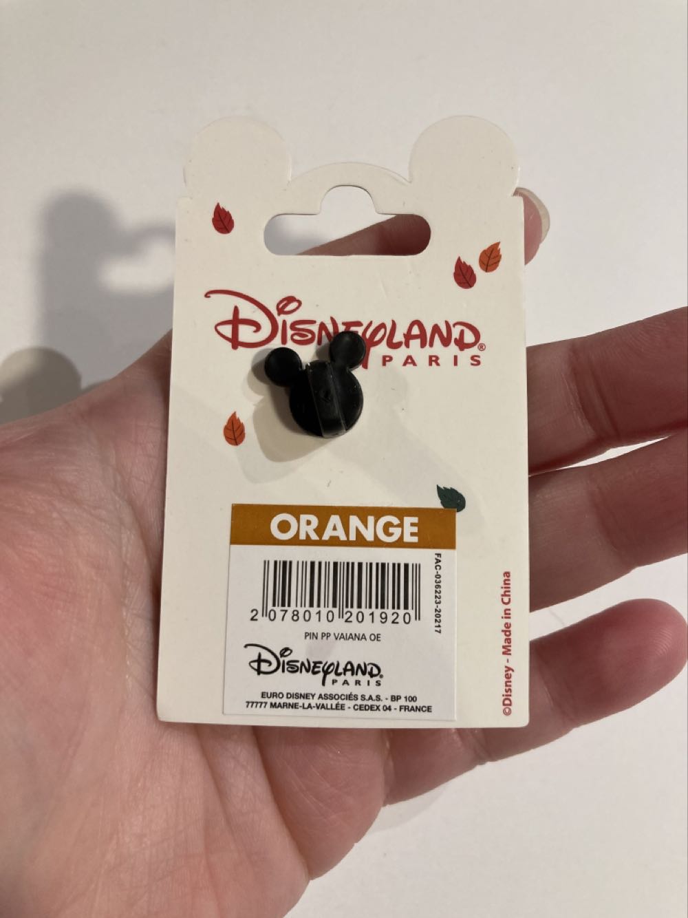 *  pin collectible - Main Image 3