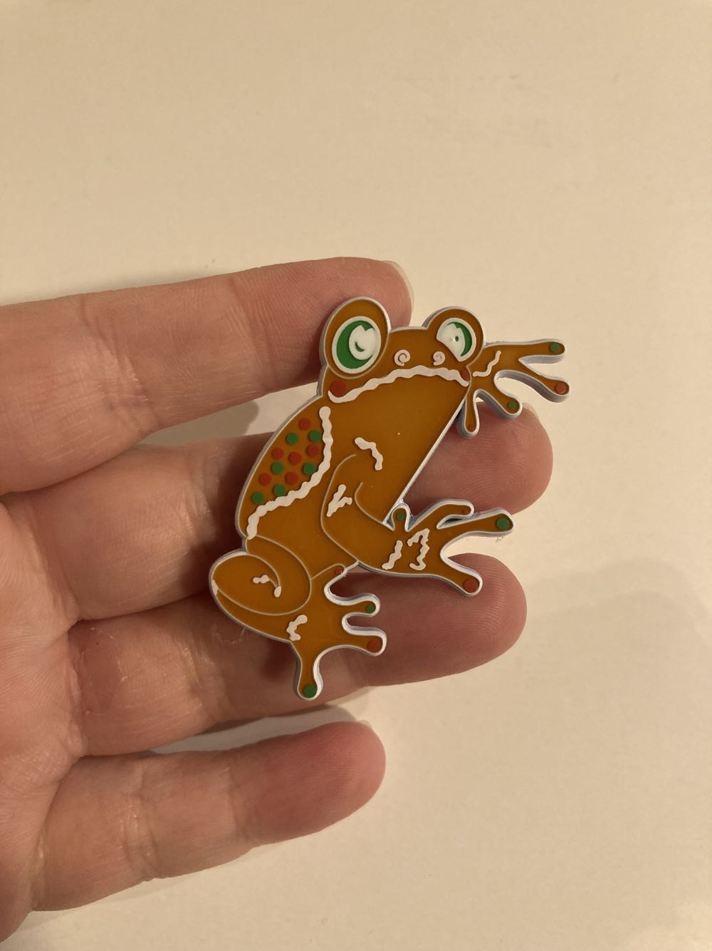 *  pin collectible - Main Image 2