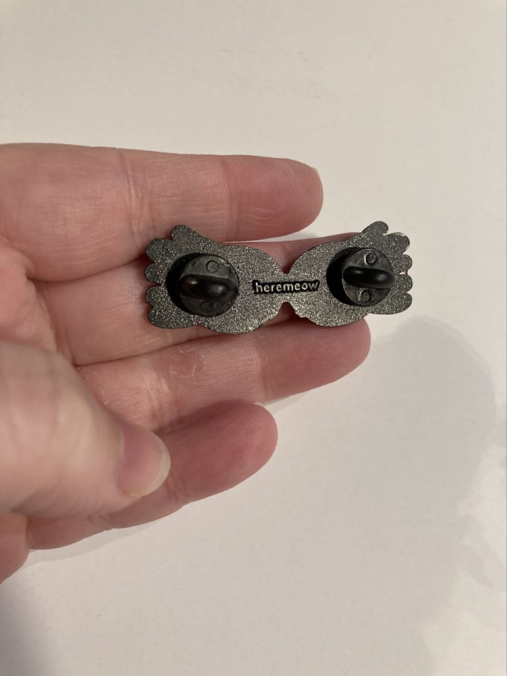 *  pin collectible - Main Image 2