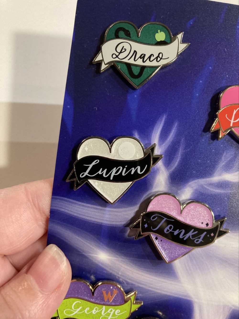 *  pin collectible - Main Image 2