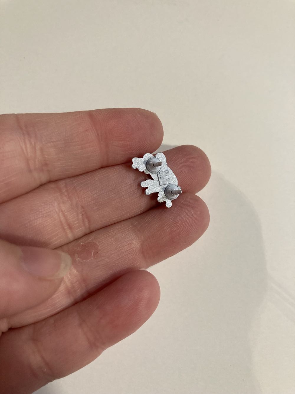 *  pin collectible - Main Image 4