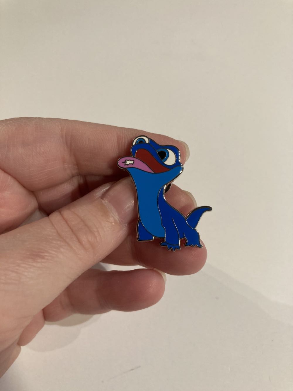 *  pin collectible - Main Image 2