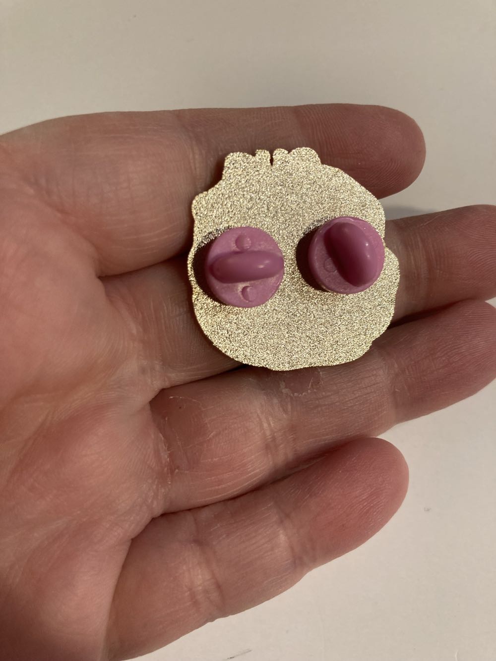 *  pin collectible - Main Image 4