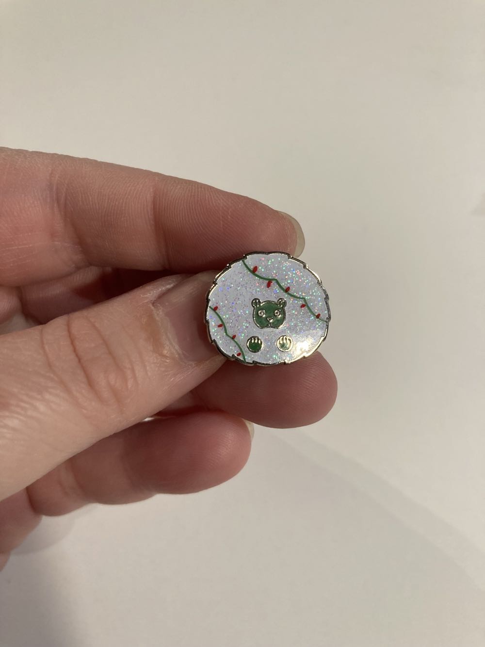 *  pin collectible - Main Image 3