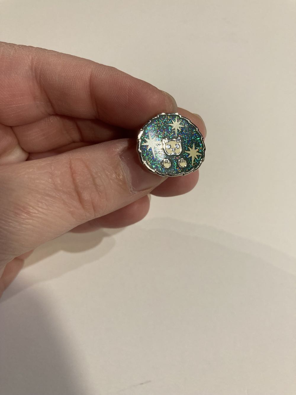 *  pin collectible - Main Image 3