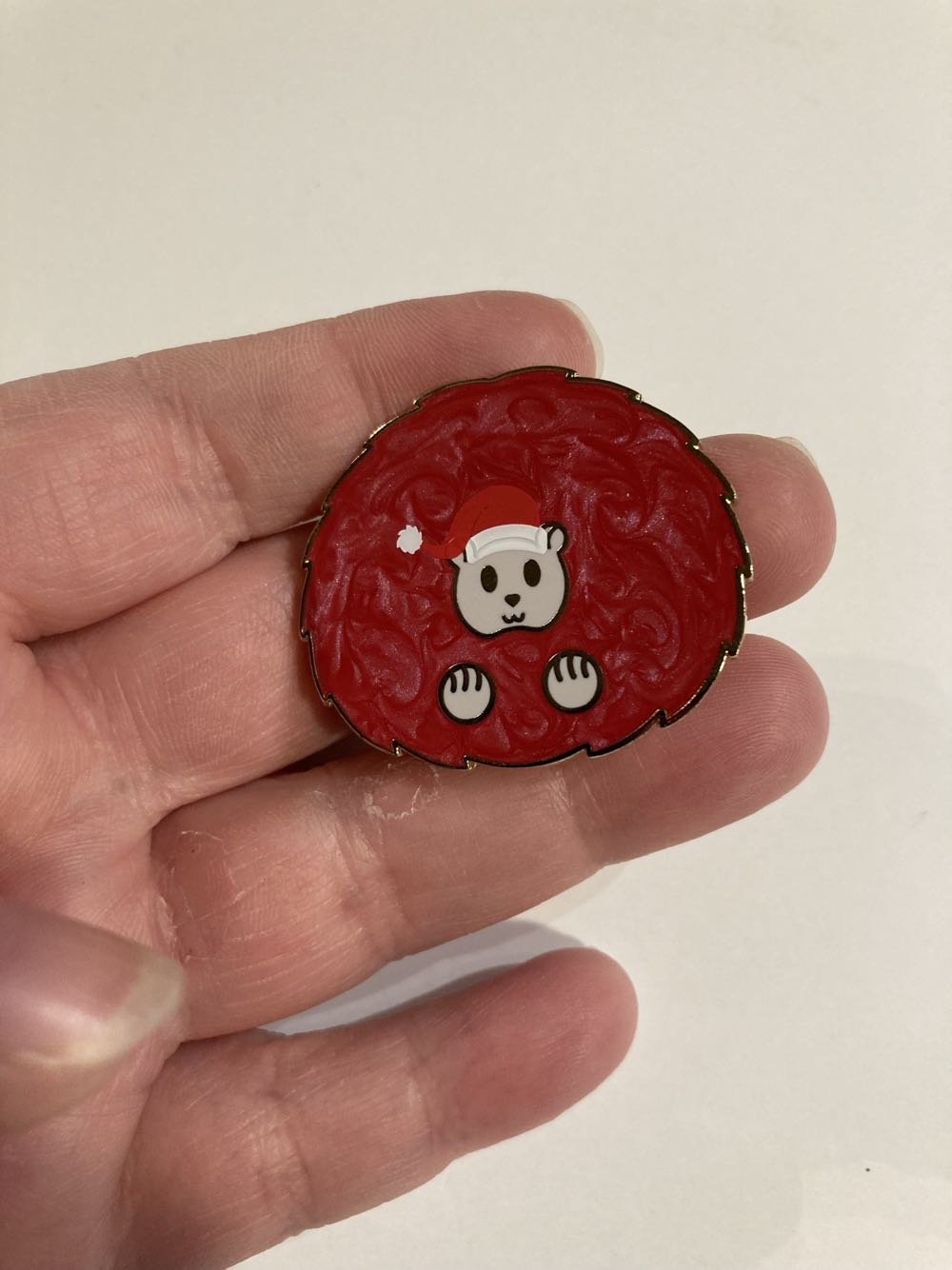 *  pin collectible - Main Image 2