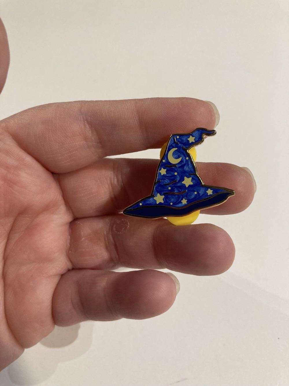 *  pin collectible - Main Image 2