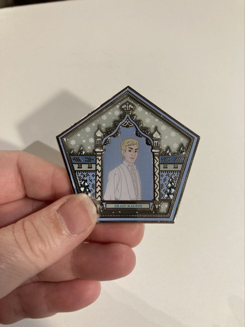 *  pin collectible - Main Image 2