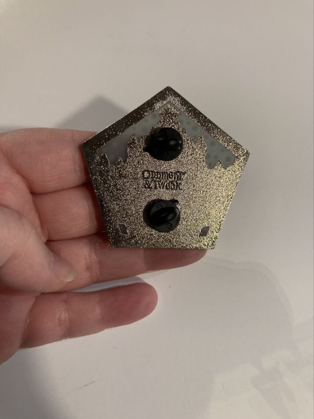 *  pin collectible - Main Image 3