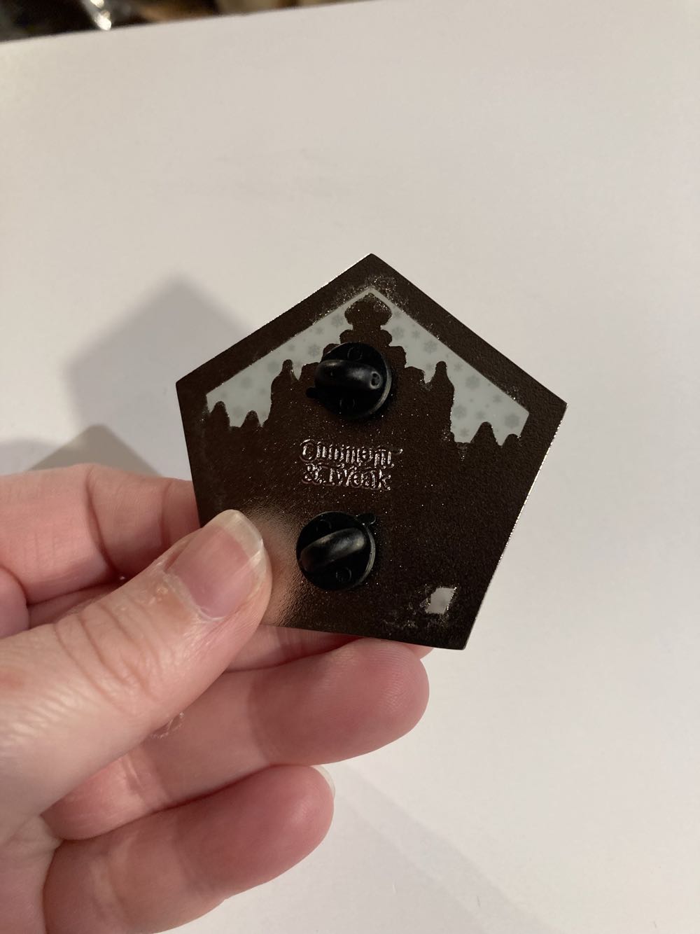 *  pin collectible - Main Image 4