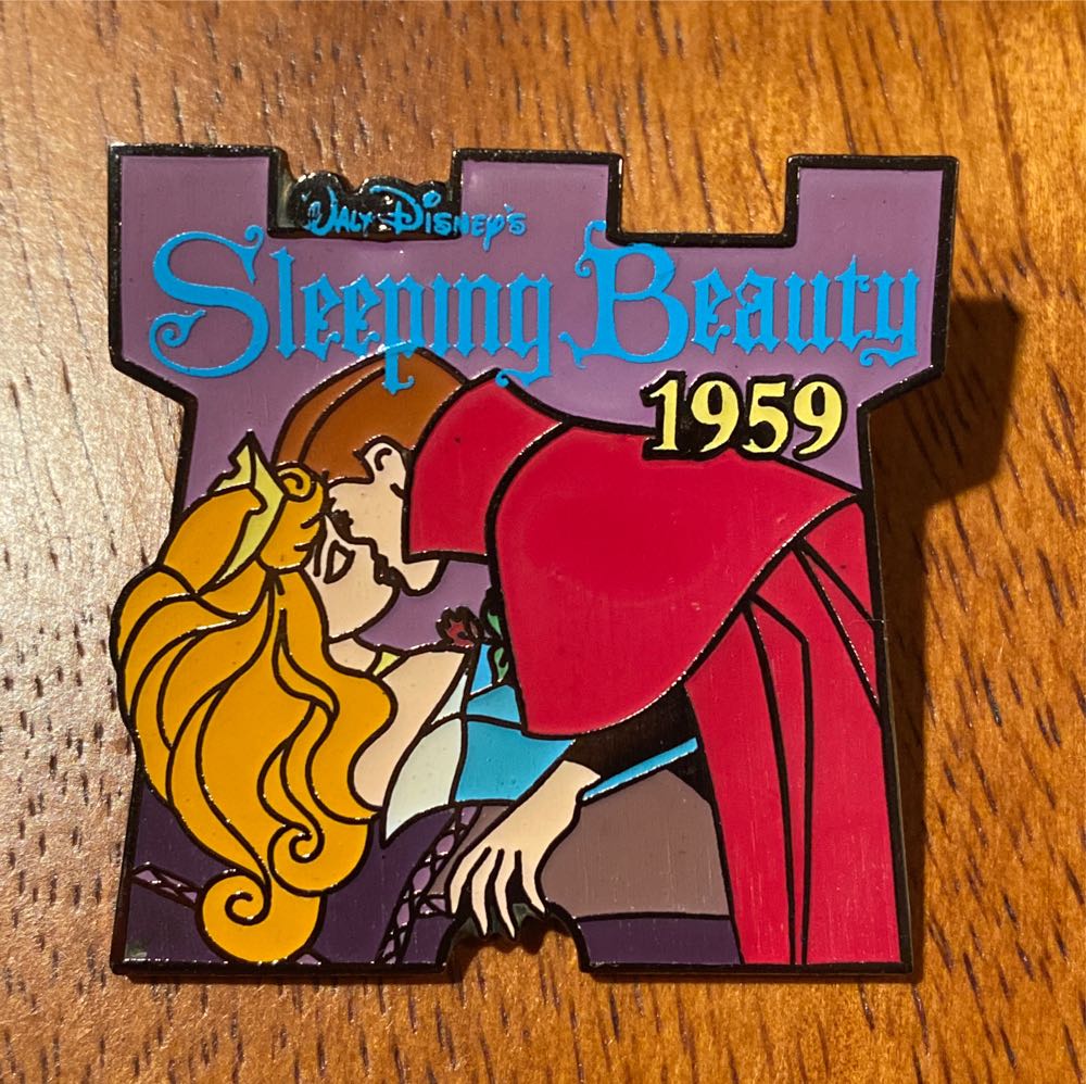 Walt Disney World Attractions - Mystery Chip And Dale Expedition Everest