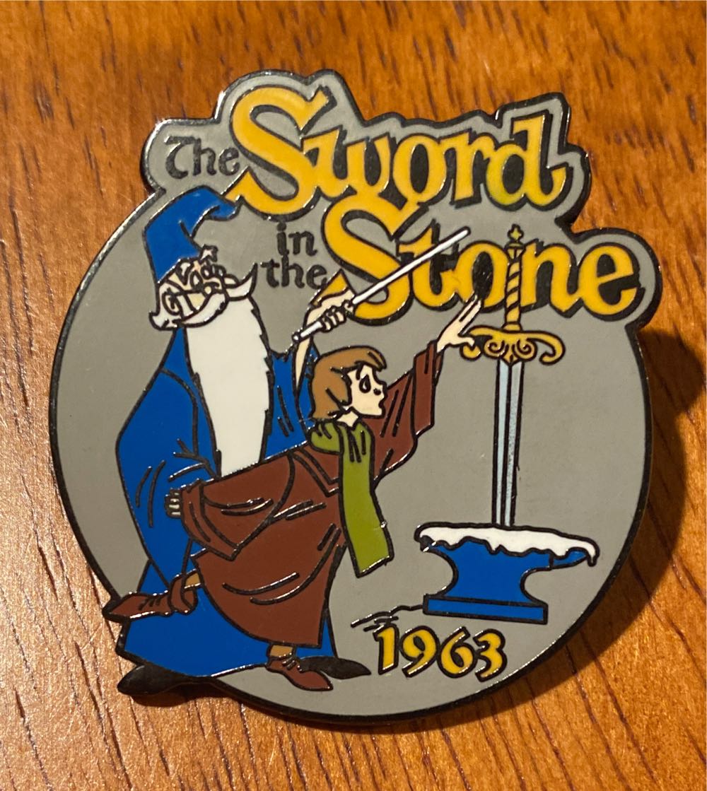 Disney Birds 2014 Hidden Mickey Donald Duck