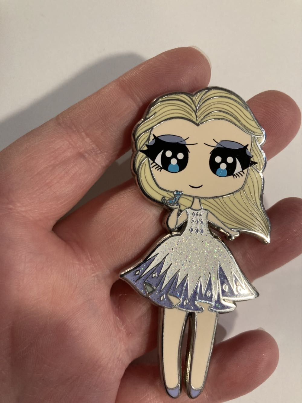 *  pin collectible - Main Image 3