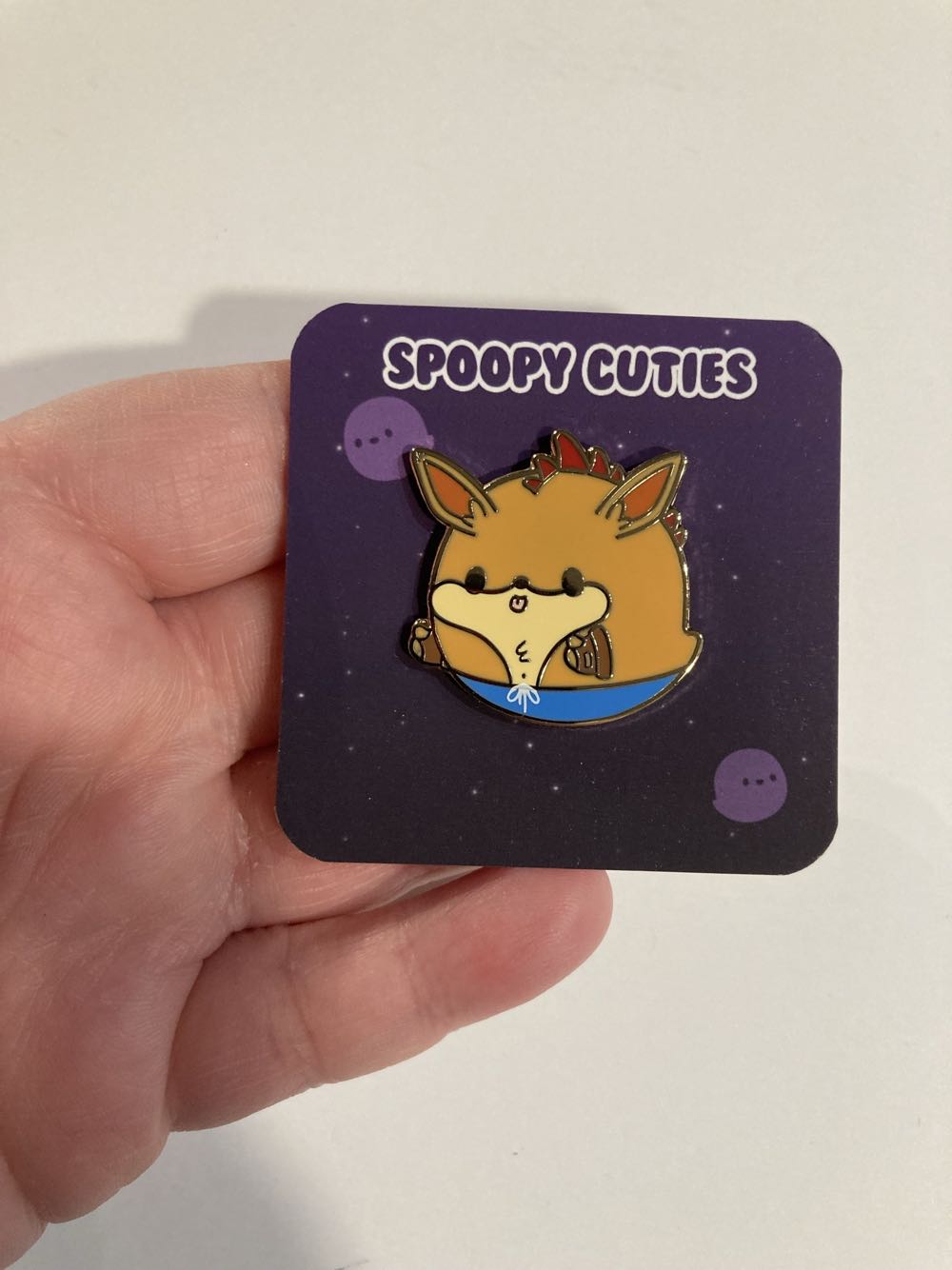 *  pin collectible - Main Image 2