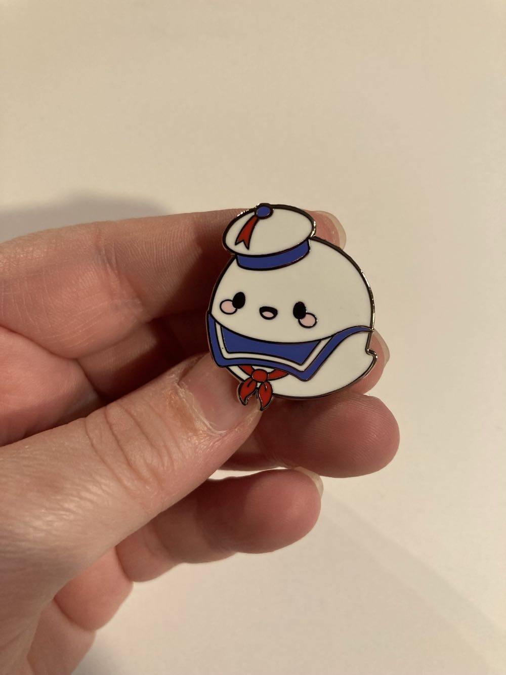 *  pin collectible - Main Image 3