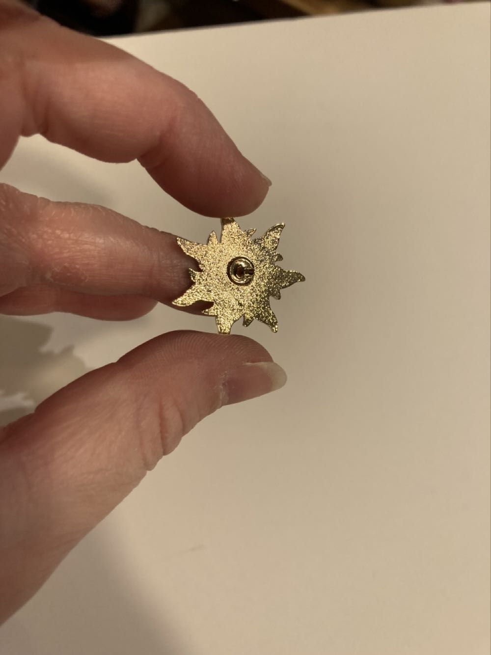 *  pin collectible - Main Image 4