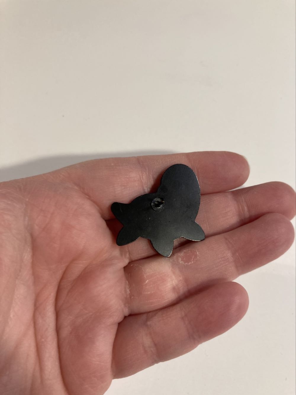 *  pin collectible - Main Image 3