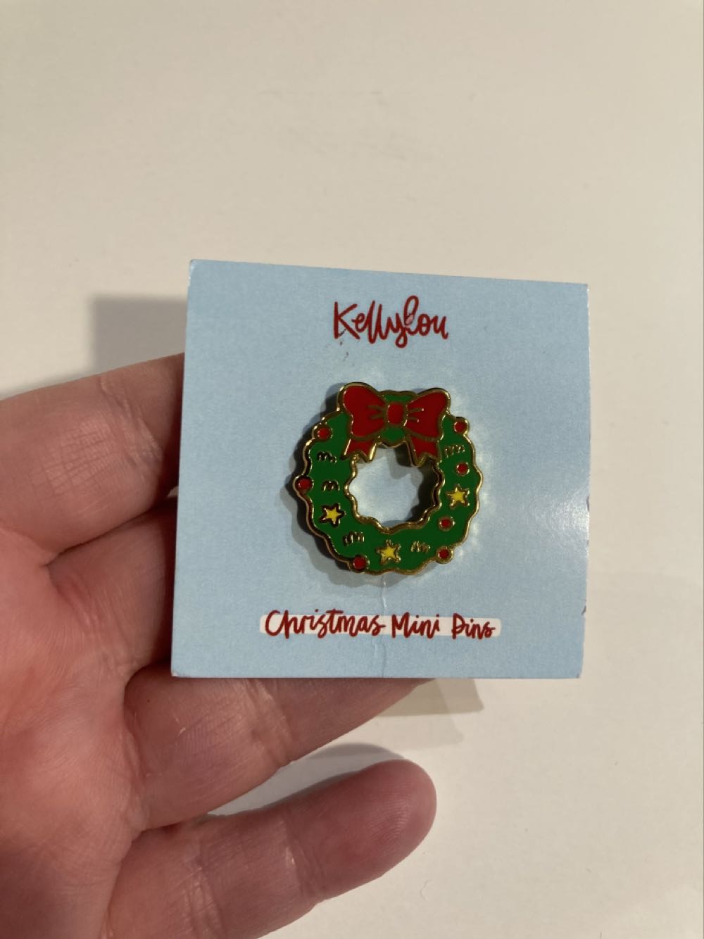 *  pin collectible - Main Image 3