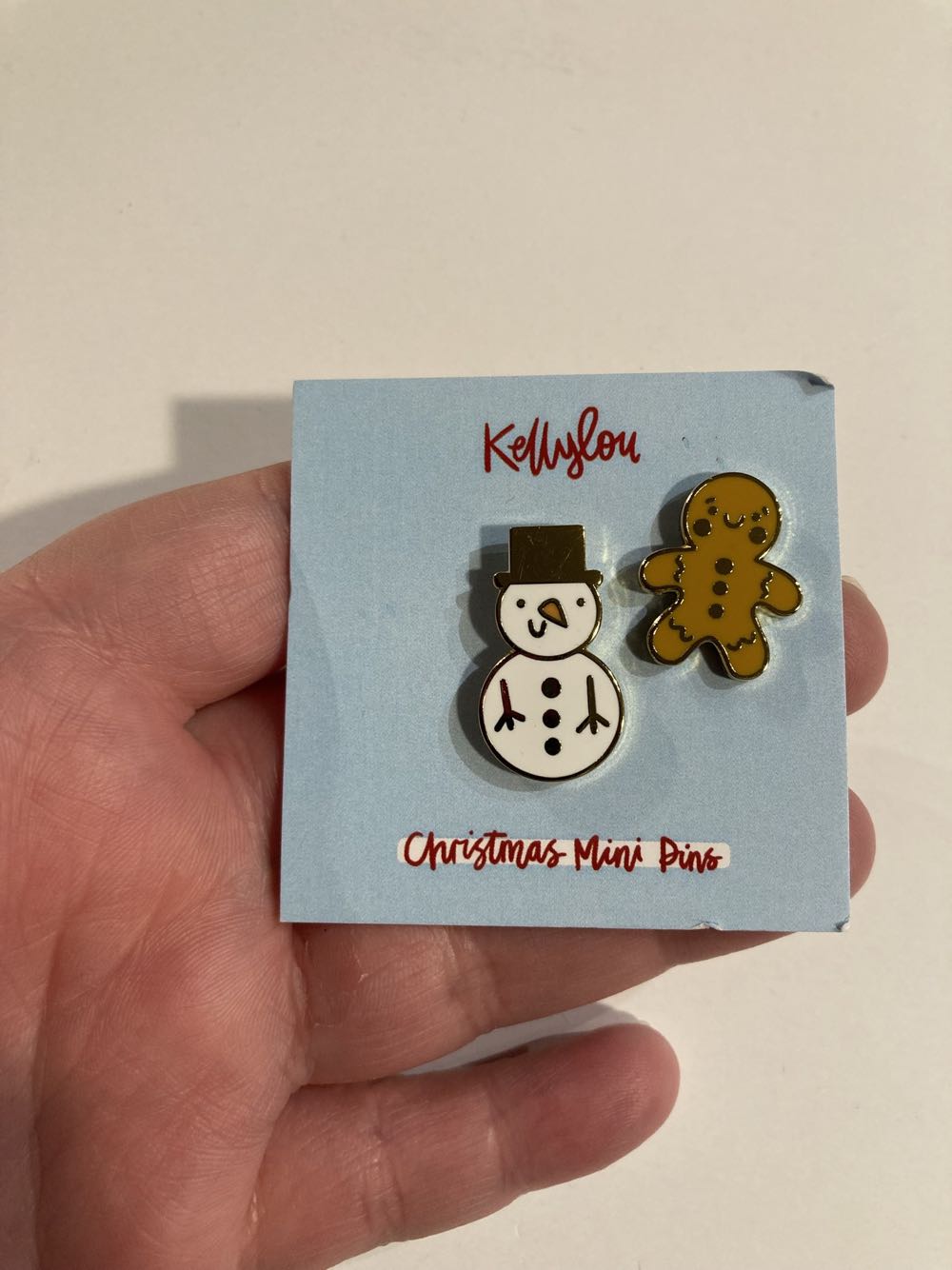 *  pin collectible - Main Image 2