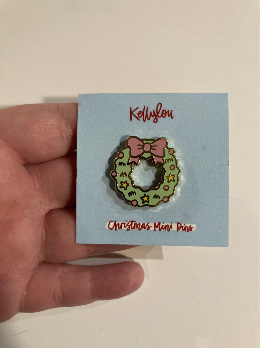 *  pin collectible - Main Image 3