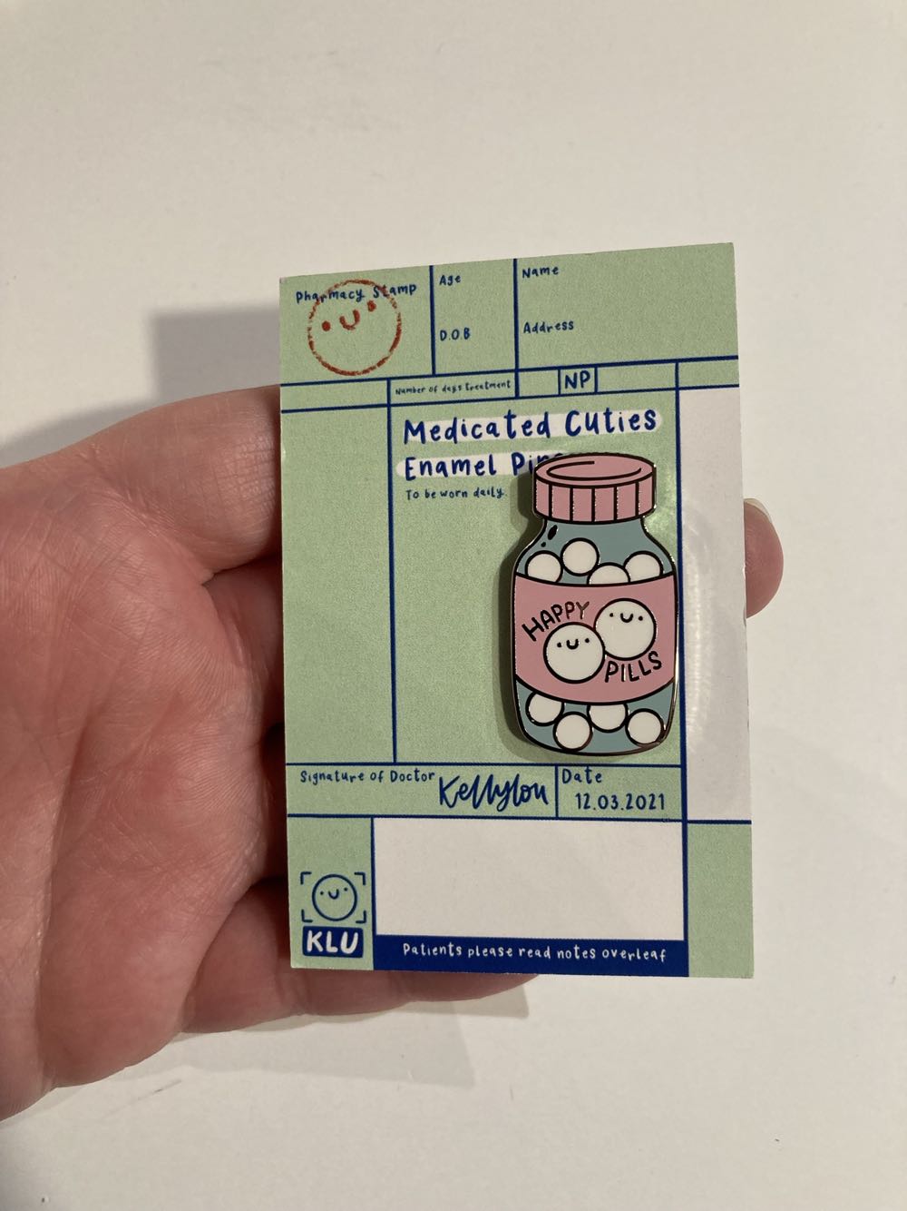 *  pin collectible - Main Image 2