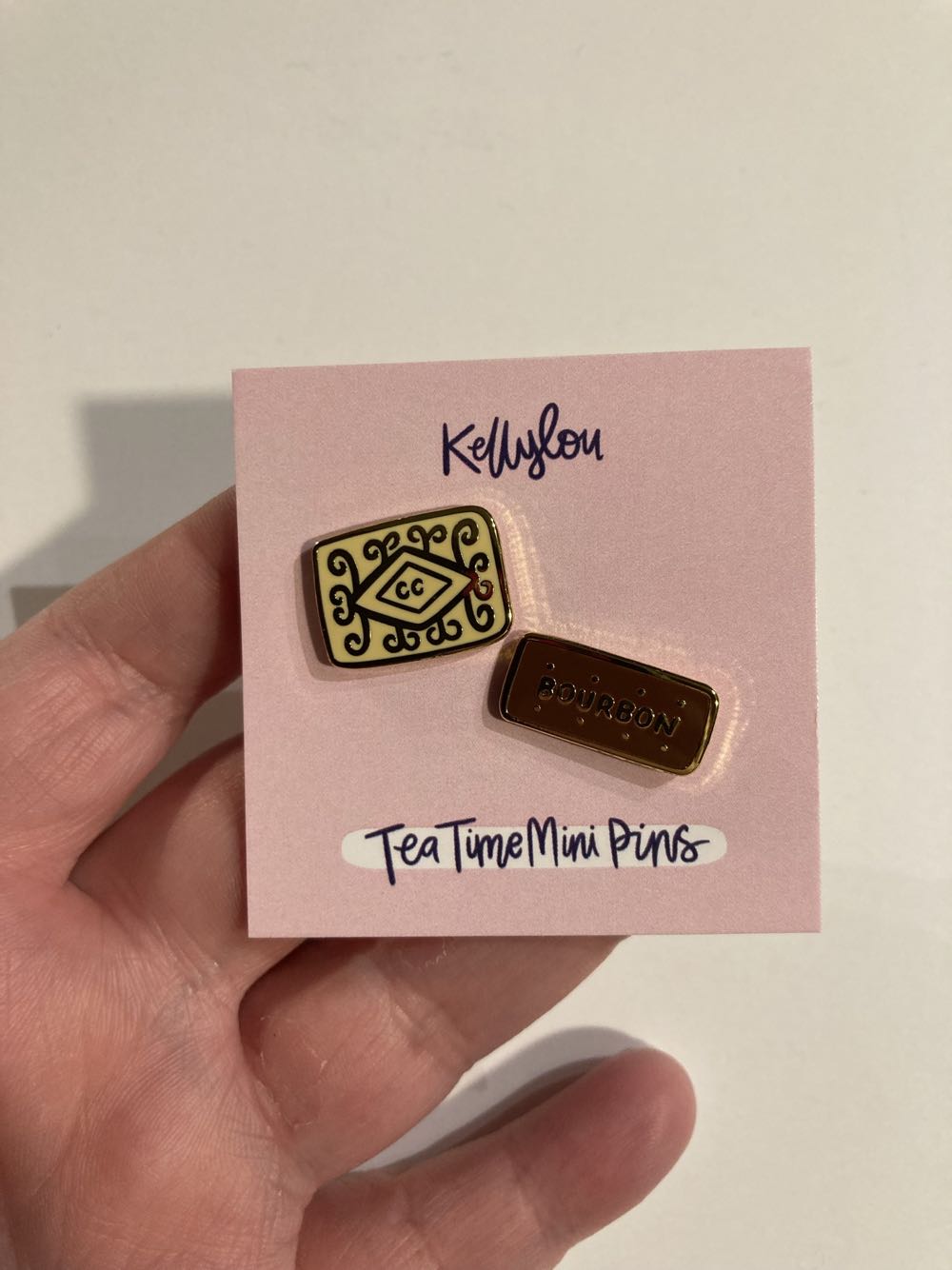 *  pin collectible - Main Image 3