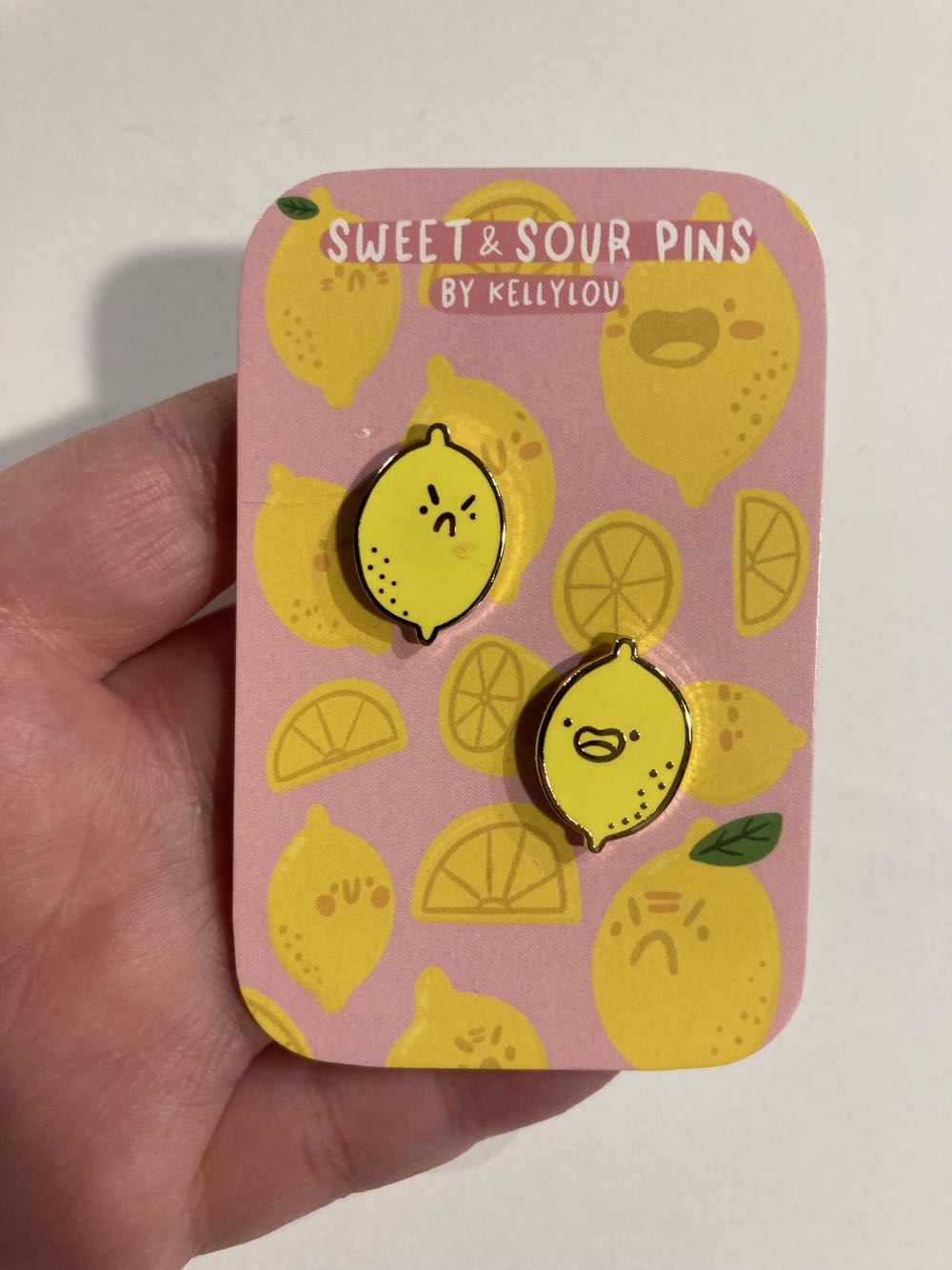 *  pin collectible - Main Image 2