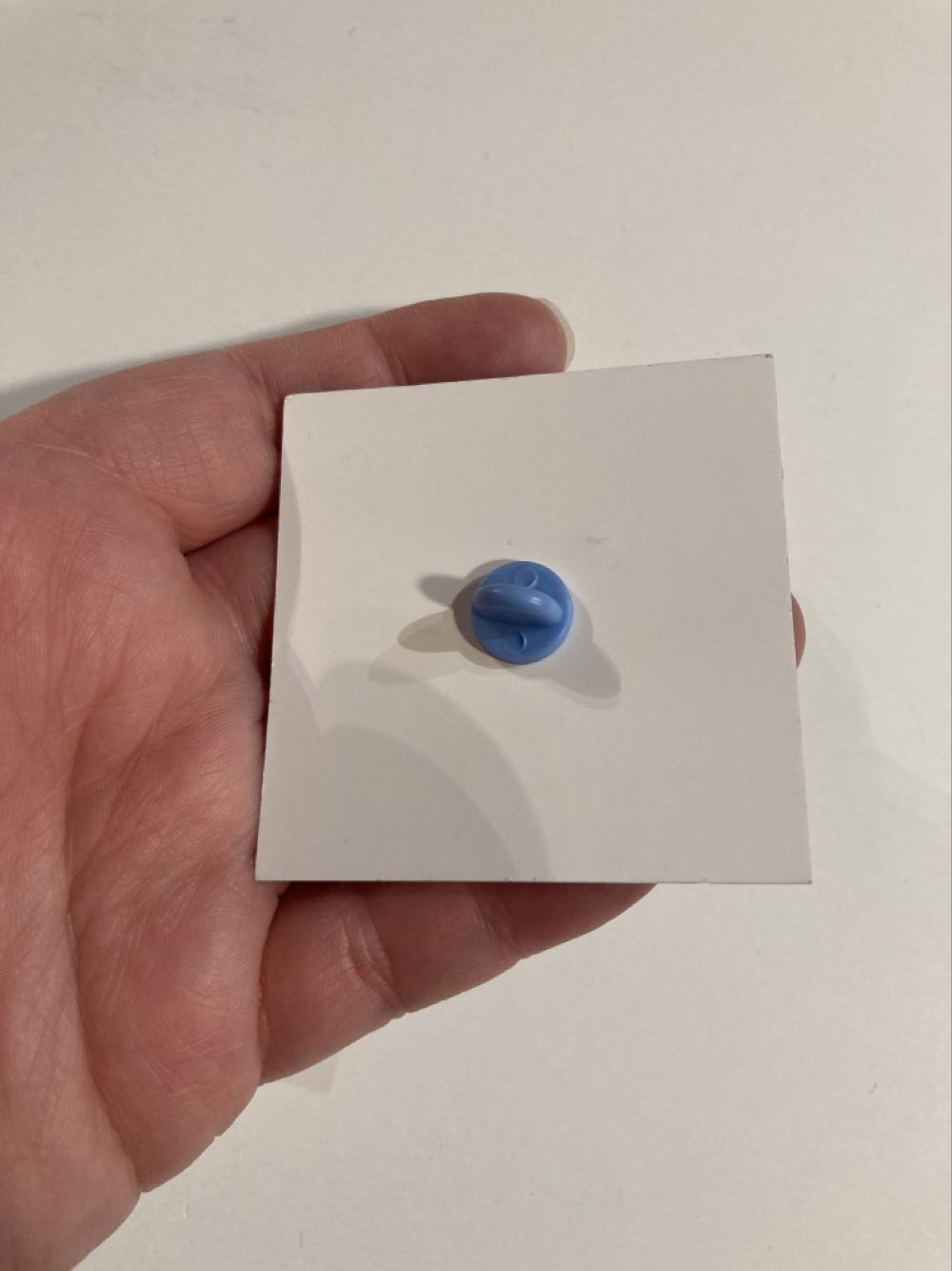 *  pin collectible - Main Image 4