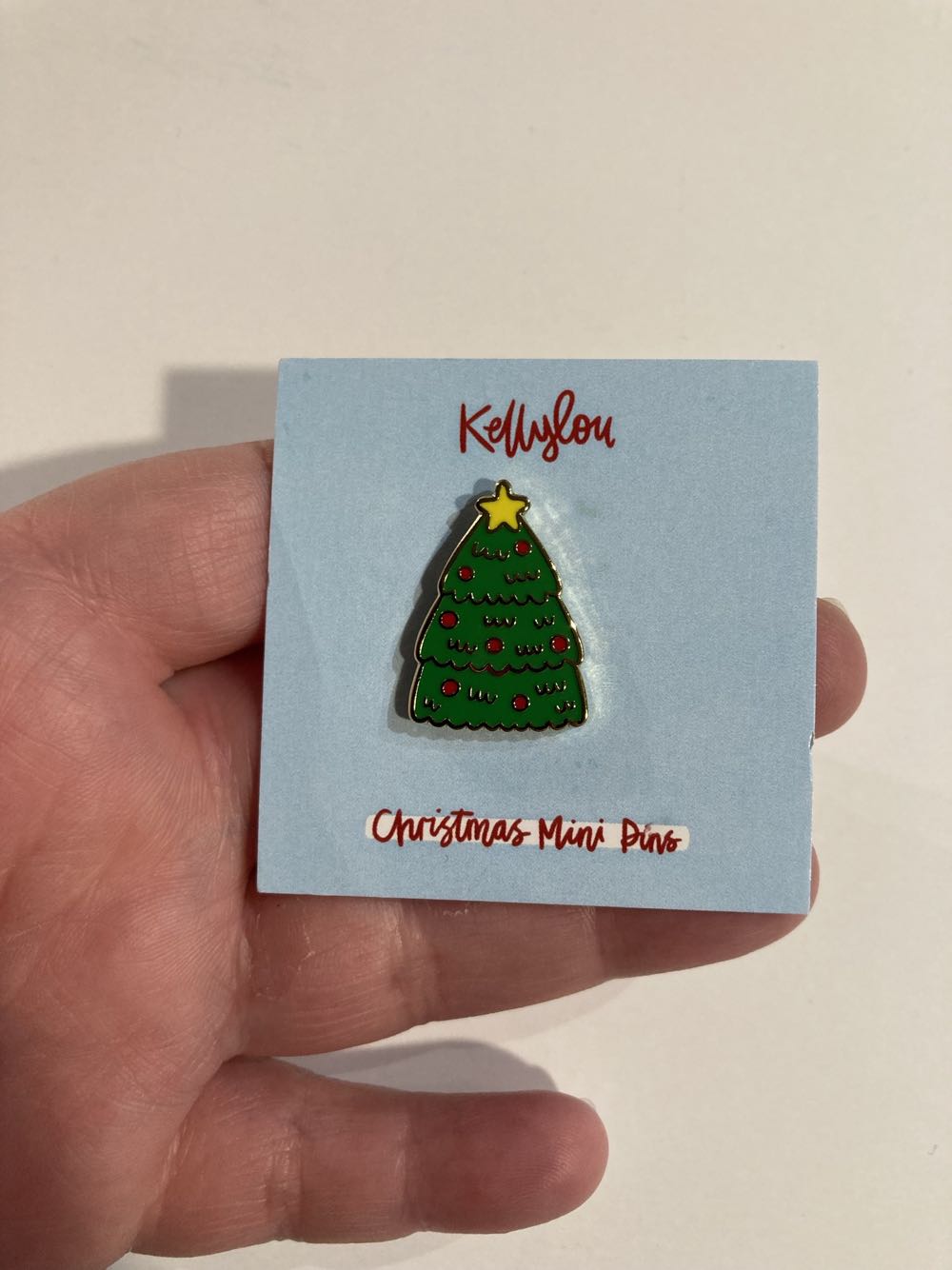 *  pin collectible - Main Image 2