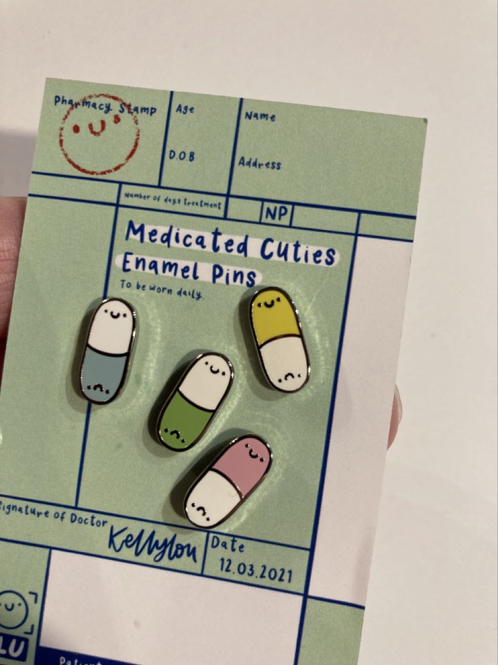 *  pin collectible - Main Image 2