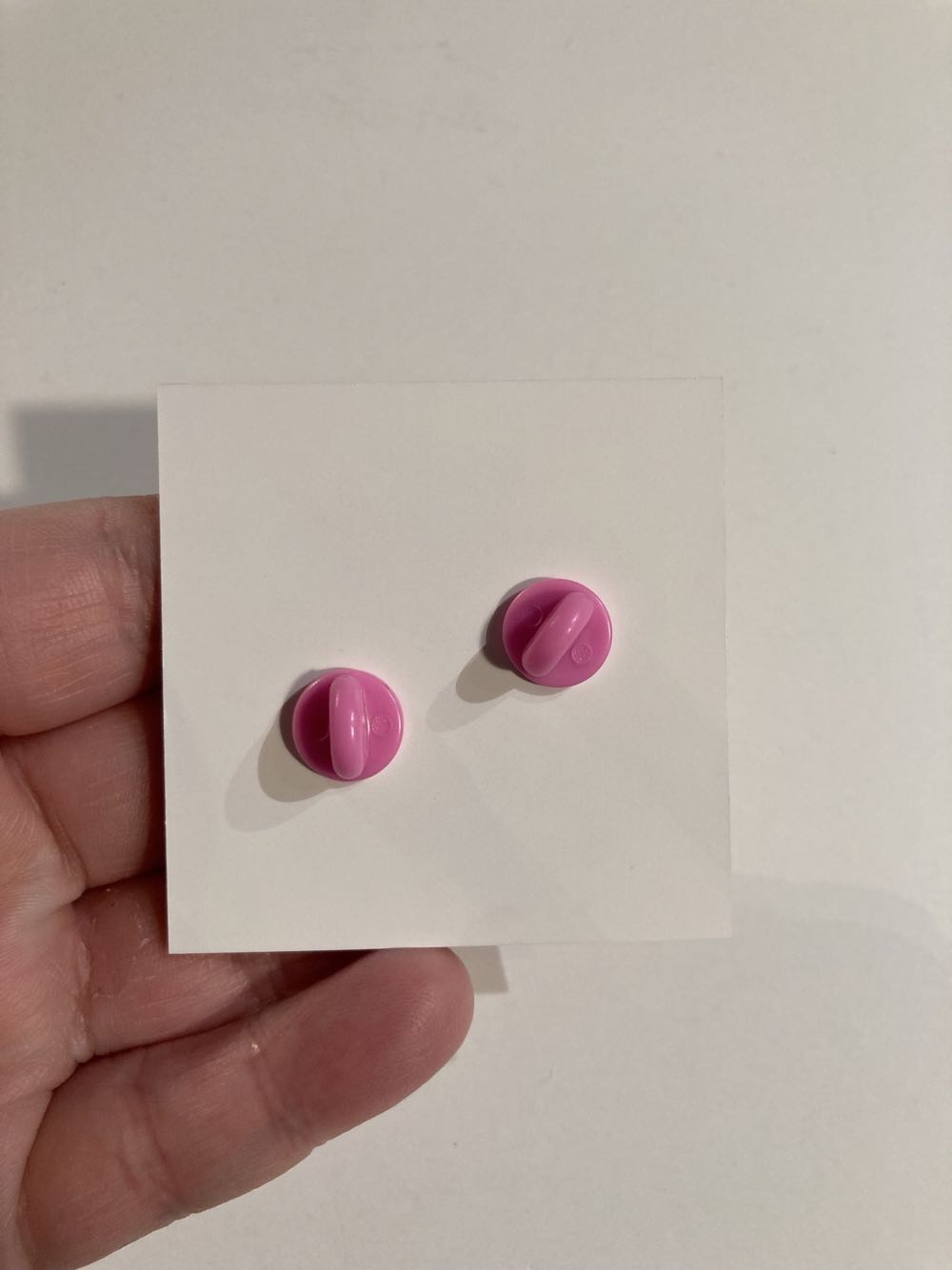 *  pin collectible - Main Image 4