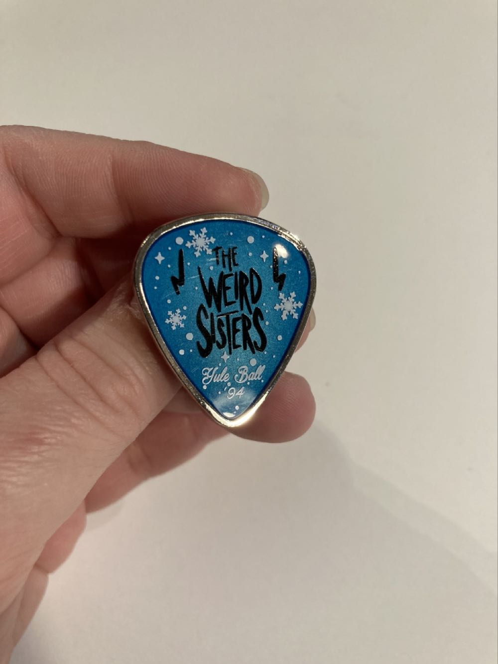 *  pin collectible - Main Image 2