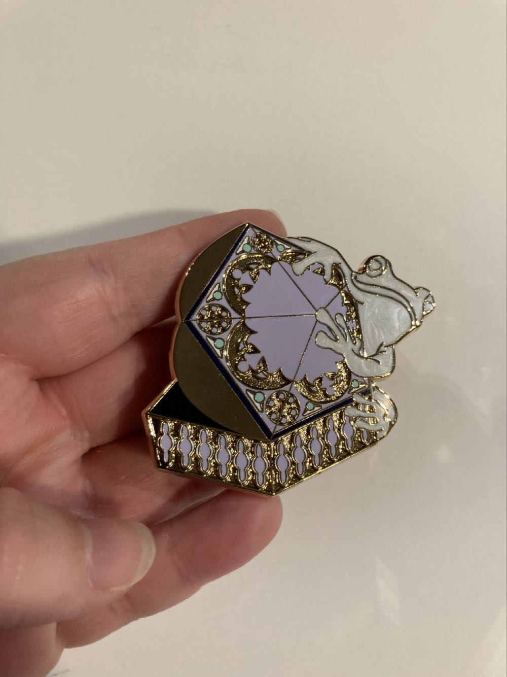 *  pin collectible - Main Image 2