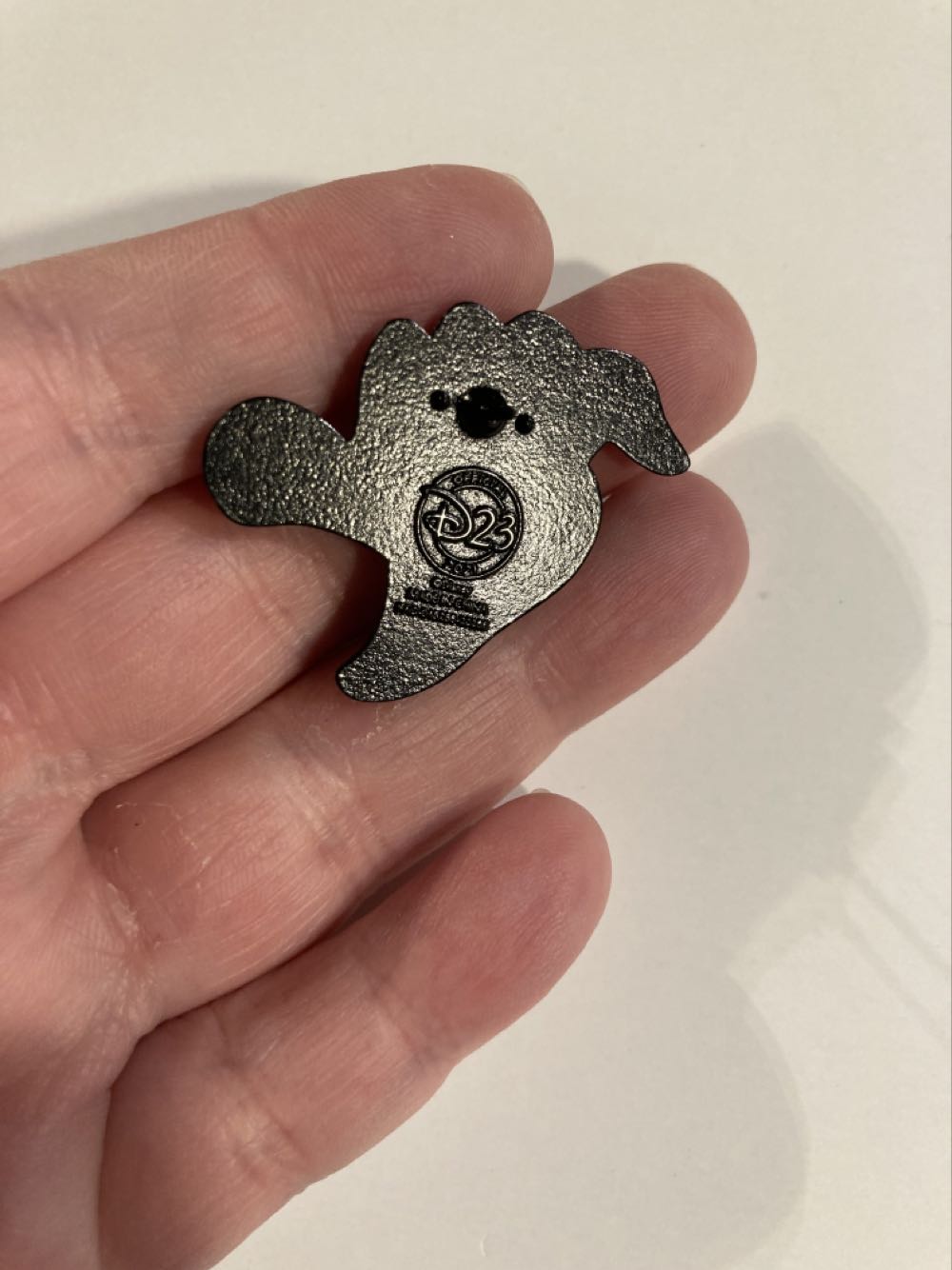 *  pin collectible - Main Image 2