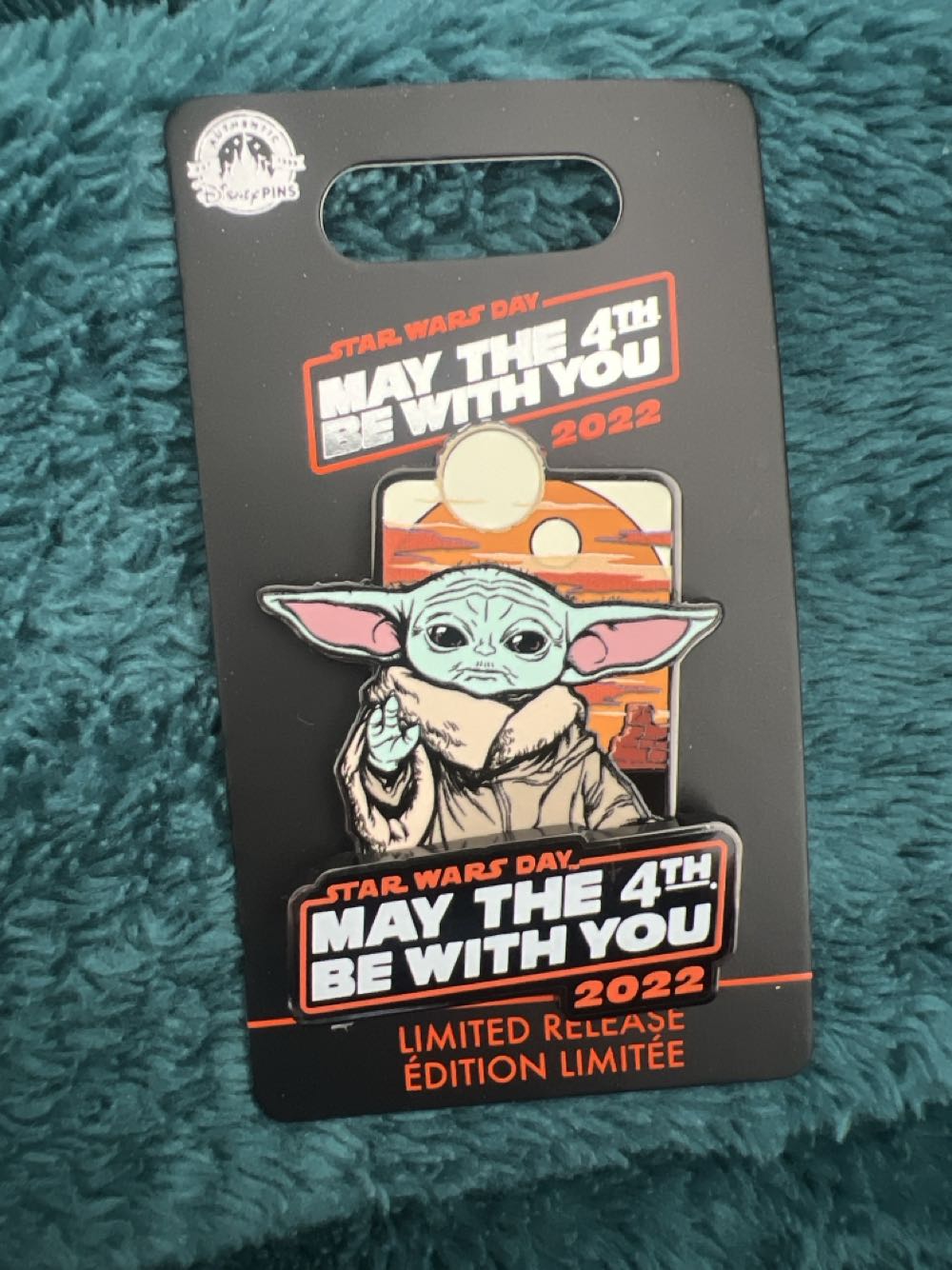 Disney Star Wars Day May The 4th Be With You Grogu New  pin collectible [Barcode 465053155778] - Main Image 2
