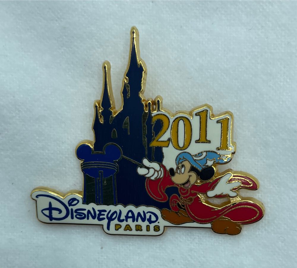 Bernard Inside Bottle - FANTASY Limited Edition Disney Pin