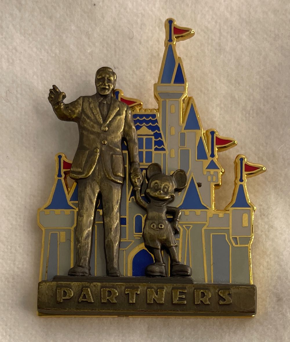Walt Disney World Partners Statue pin collectible - Main Image 1